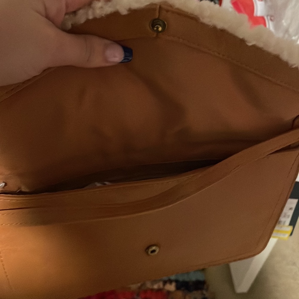Purse - Picture 3 of 3